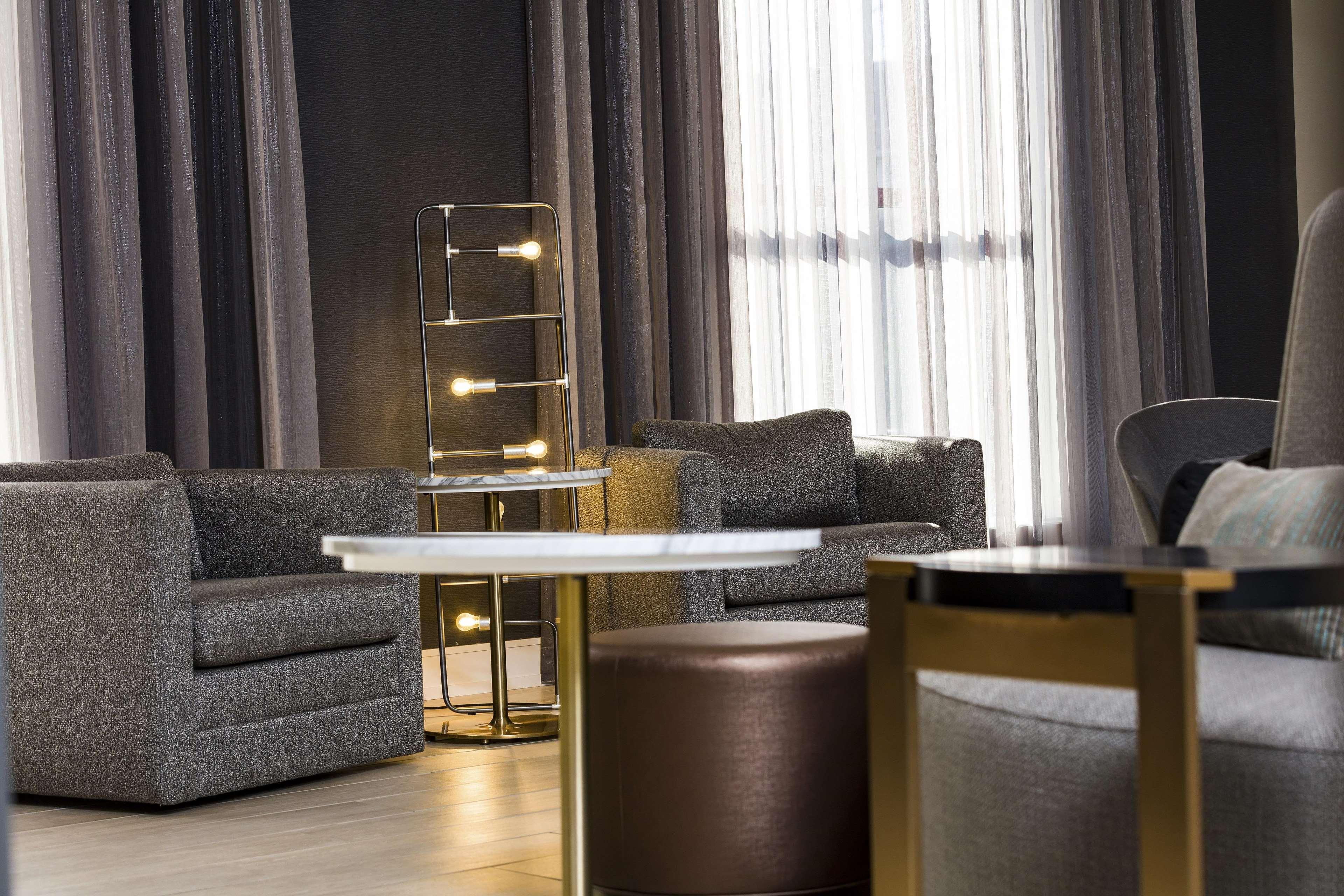 Doubletree By Hilton Boston Logan Airport Chelsea Hotel Interieur foto
