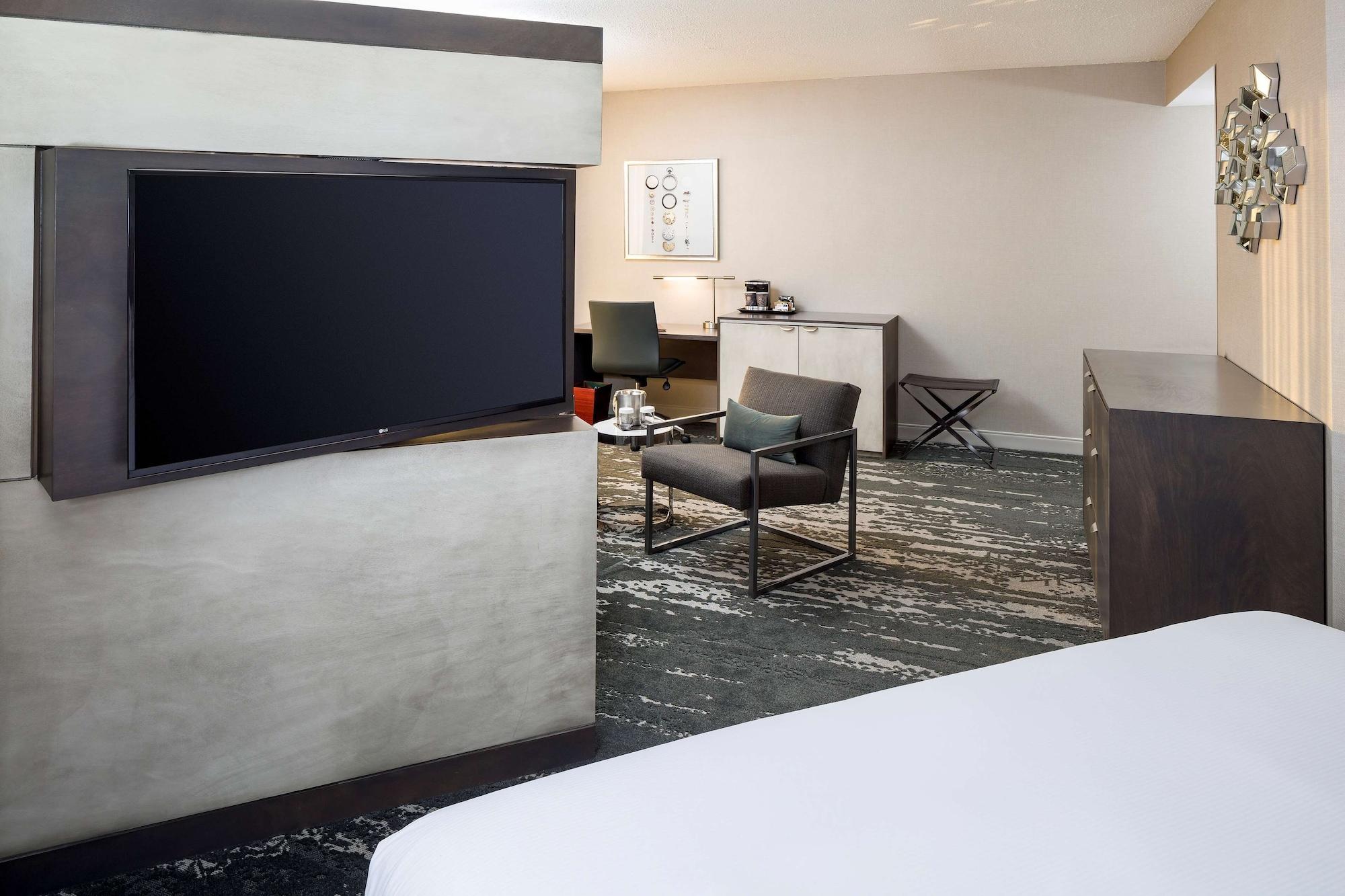 Doubletree By Hilton Boston Logan Airport Chelsea Hotel Buitenkant foto